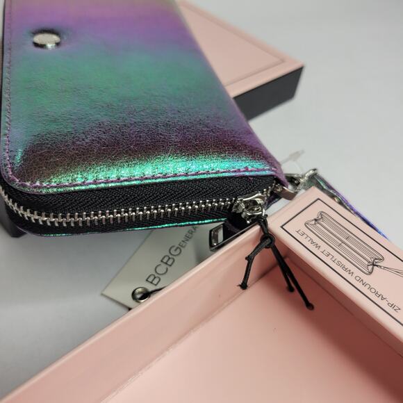 NEW BCBGeneration Kalina Zip Around Wallet Wristlet Iridescent Hologram Metallic - Picture 6 of 9
